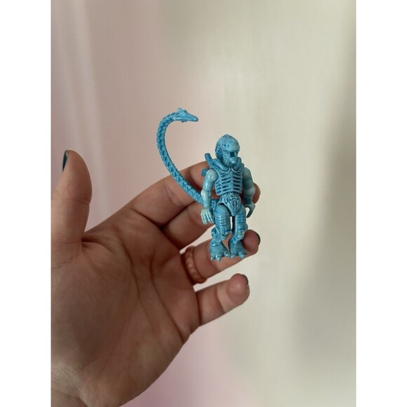 Mega bloks Construx Series 5 Aliens Xenomorph GDB14 loose FIGURE TOY - Picture 1 of 5